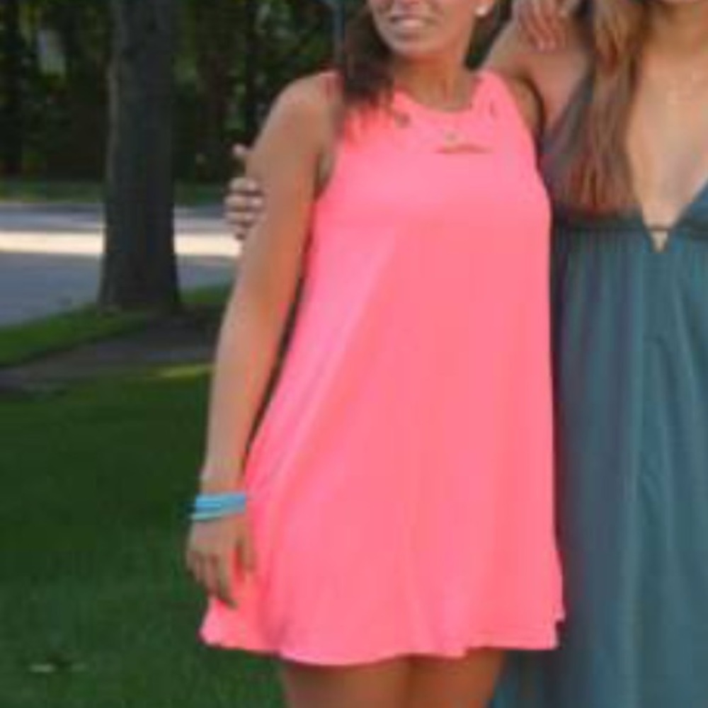 Hot pink dress!